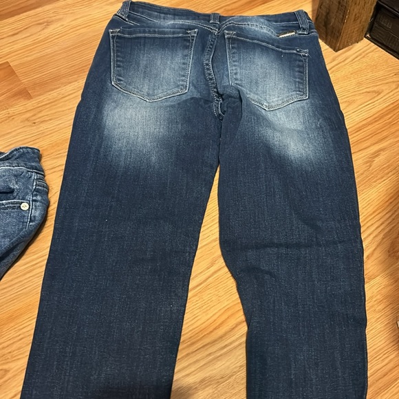 5 pair of KanCan jeans. - Picture 4 of 9